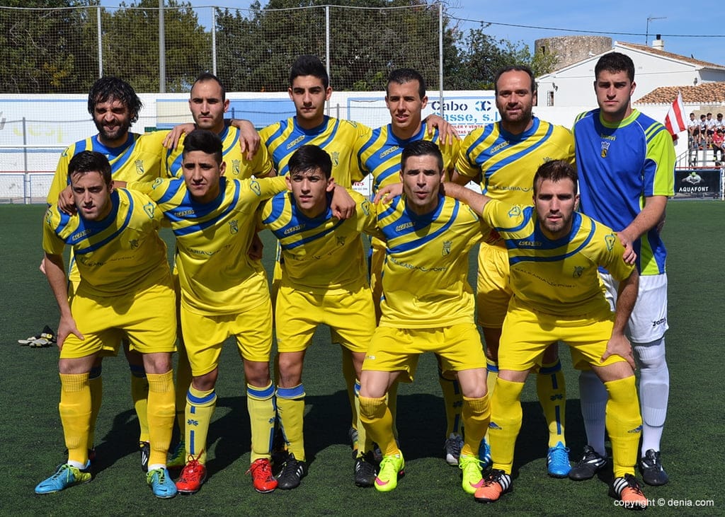 Dolorosa derrota del CD. Dénia ante su vecino el CD. Jávea 3 Once del Dénia en Jávea