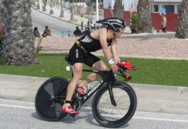Sergio Alberola sobre su bicicleta