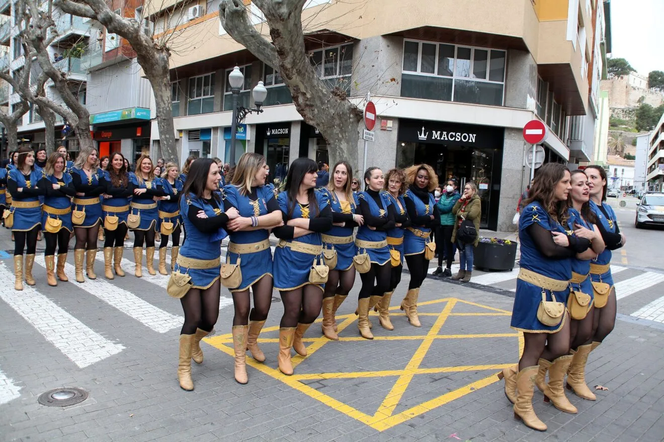 Filà Almogàvers desfilando en 2022 en Marqués de Campo