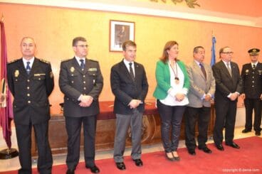 Acto de concesión de la Medalla de la Ciutat a la Comisaría de Policía Nacional de Dénia