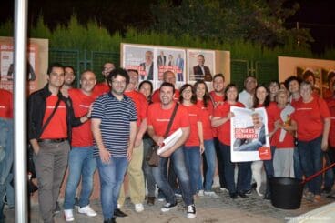 Pegada de carteles elecciones municipales Dénia 2015 – PSOE