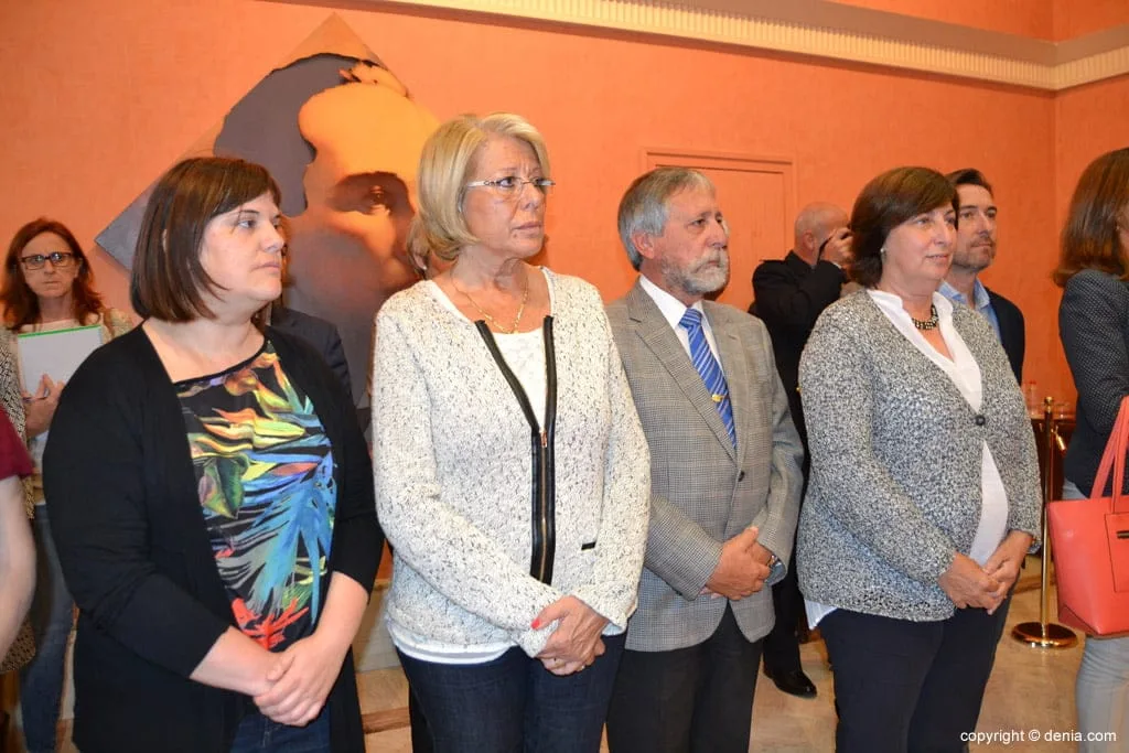 Acto de concesión de la Medalla de la Ciutat a la Comisaría de Policía Nacional de Dénia - concejales