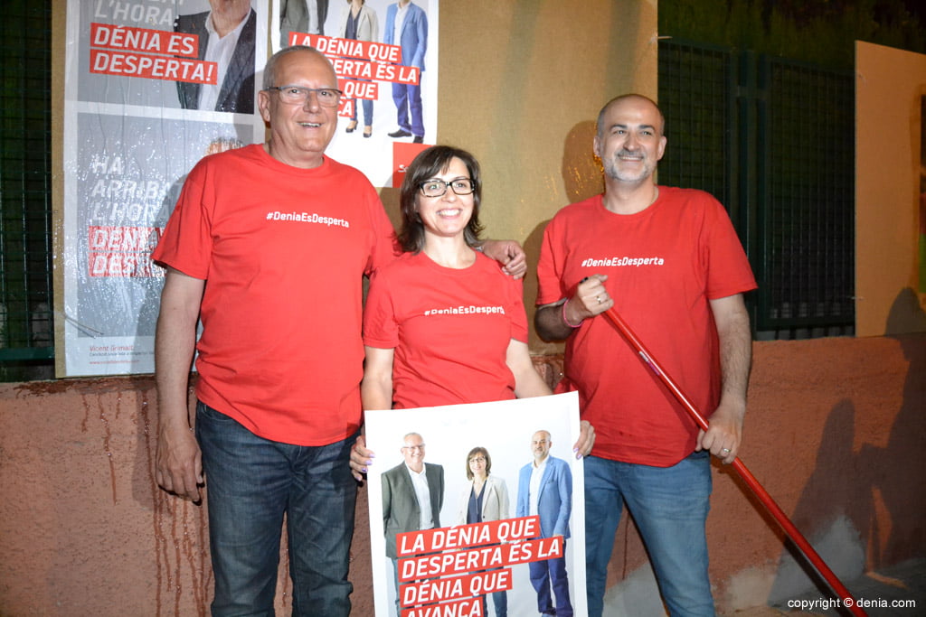 Pegada de carteles elecciones municipales Dénia 2015 – PSOE