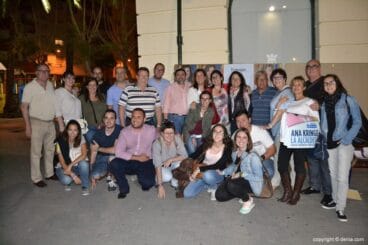 Pegada de carteles elecciones municipales Dénia 2015 – Partido Popular