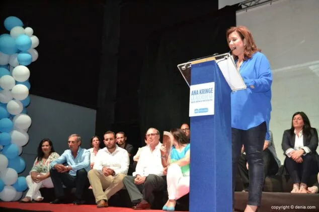 Ana Kringe quiere completar el proyecto de ciudad iniciado en 2008 11 09 Presentación candidatura PP Dénia Discurso de Ana Kringe