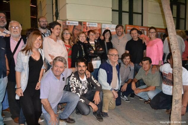 10 Pegada de carteles elecciones municipales Dénia 2015 Compromís