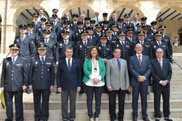 Acto de concesión de la Medalla de la Ciutat a la Comisaría de Policía Nacional de Dénia