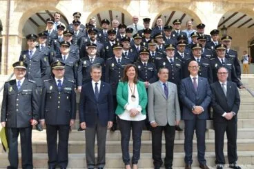 Acto de concesión de la Medalla de la Ciutat a la Comisaría de Policía Nacional de Dénia