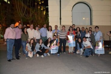 Pegada de carteles elecciones municipales Dénia 2015 – Partido Popular