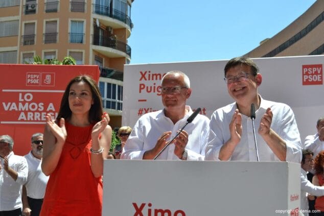 23 Mitin PSOE Dénia Rosa Mustafà Vicent Grimalt y Ximo puig