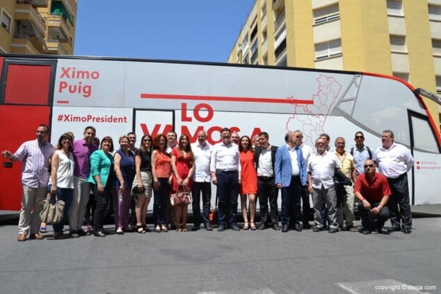 25 Mitin PSOE Dénia Ximo Puig con la lista de Dénia