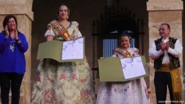 Proclamación Falleras Mayores de Dénia 2016 – Marina y Alejandra reciben los nomenaments