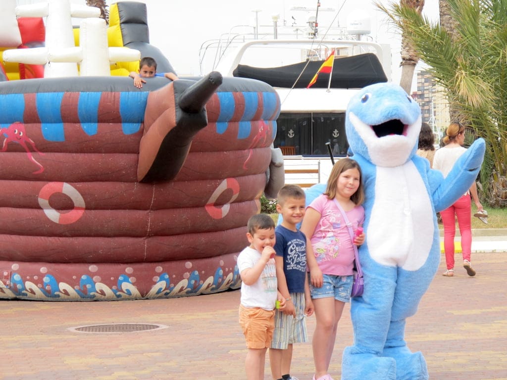Actividades infantiles en el Salón Náutico de Dénia