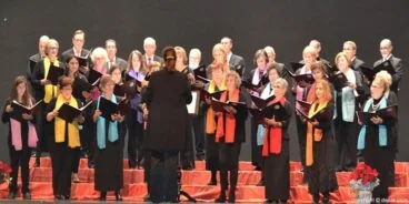 Actuación del orfeón de Dénia