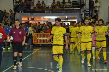 Acte Dénia Motors sortint a la pista