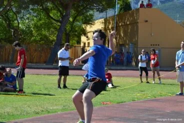 Cristobal Cholbi lanzando pelota