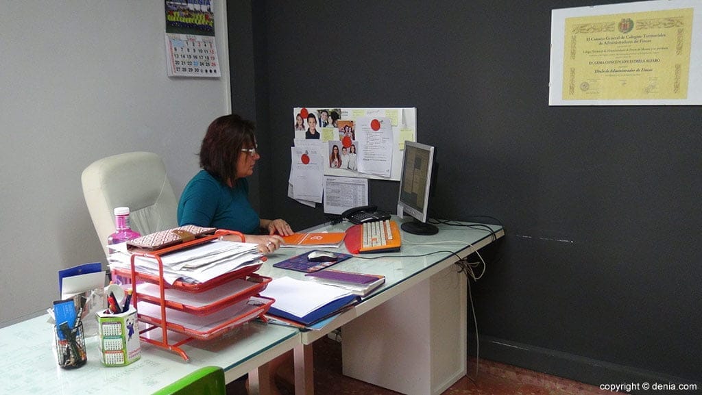 E3 Asesoría te prepara la declaración de la renta por 30€ 1 E3-Asesoría