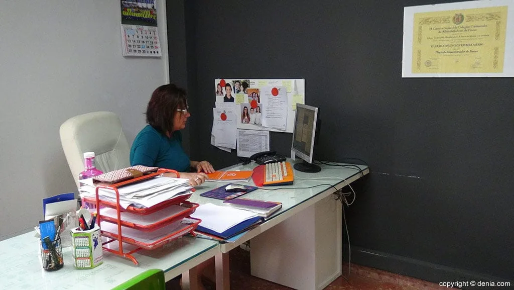E3 Asesoría te prepara la declaración de la renta por 30€ 1 E3-Asesoría