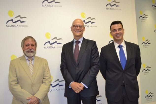 Gabriel Martínez con Javier Reyez y José Martínez