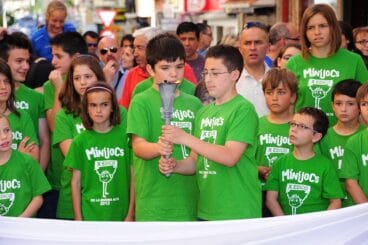 Llegada de la antorcha de los X Mini Jocs Olímpics a Dénia