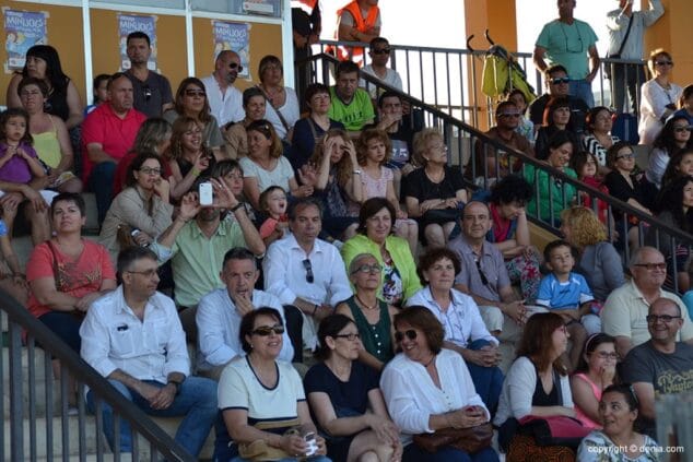 Pepa font junto a sus compañeros de partido