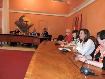 Recepción en el Ayuntamiento de los participantes del programa GPS