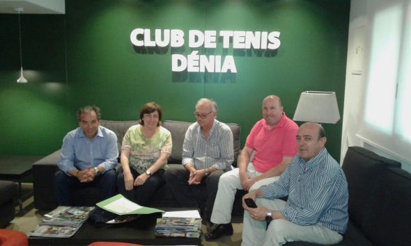 Reunión de GDCU con el Club de Tenis Dénia