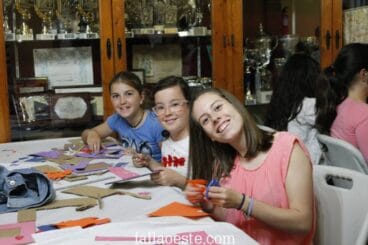 Vesprades divertides en la Falla Oeste