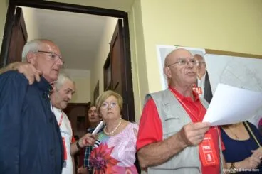 Vicent Grimalt y un apoderado del partido