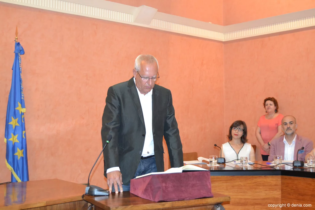 Juramento de los nuevos concejales de Dénia – Vicent Grimalt