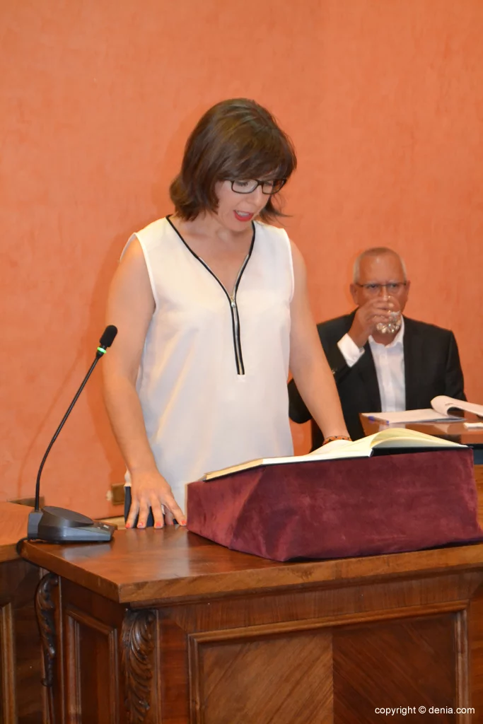 Juramento de los nuevos concejales de Dénia – Mª Josep Ripoll