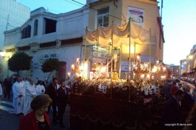 Solemne procesión del Corpus Christi en Dénia 12 Custodia del Corpus Christi