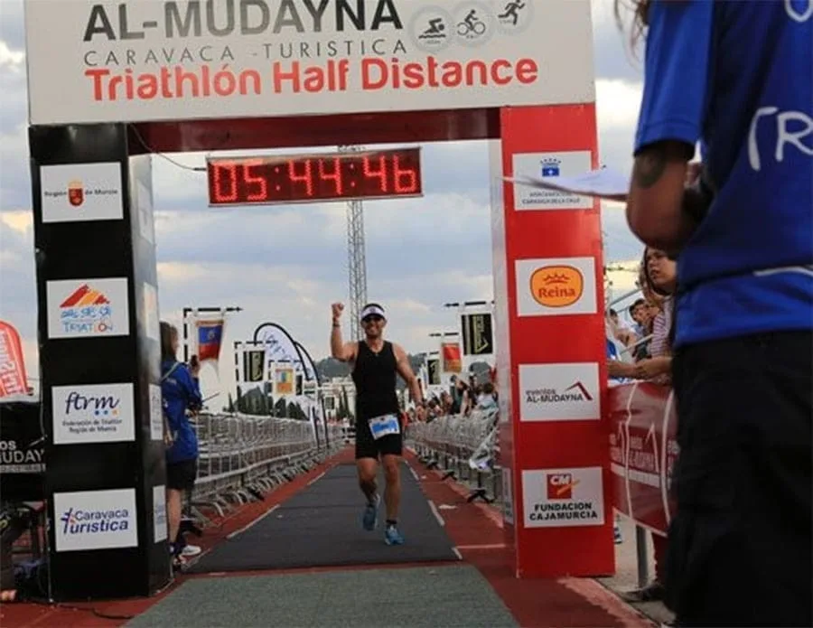 David Ribes entrando en meta
