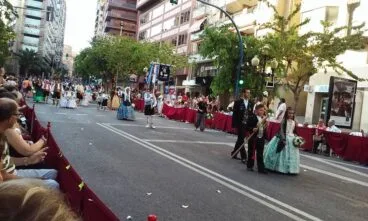 La Falla Diana en la ofrenda de Alicante