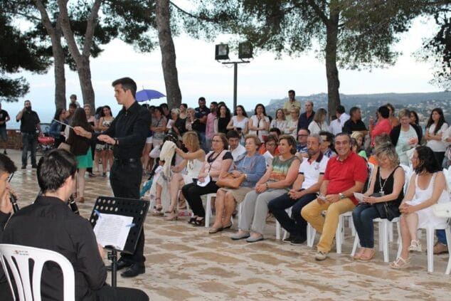 Presentación de la marcha mora Hijas de la Luna