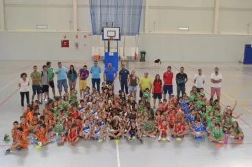 Todos los participantes de la liga local Prebenjamín