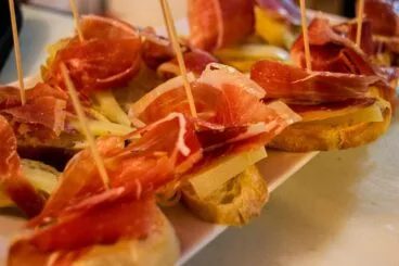 montaditos-jamón