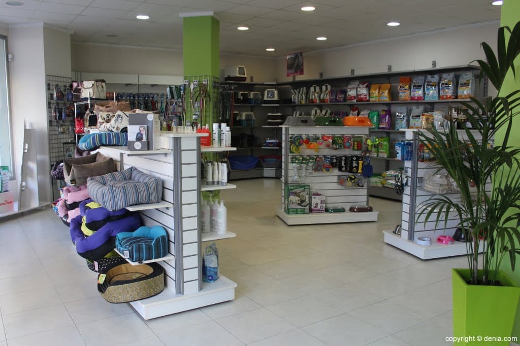 Campaña desparasitaria con descuentos en pipetas con Santi Mas 2 tienda