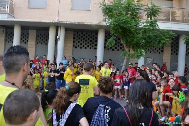 03 Día del Fallero cucañas