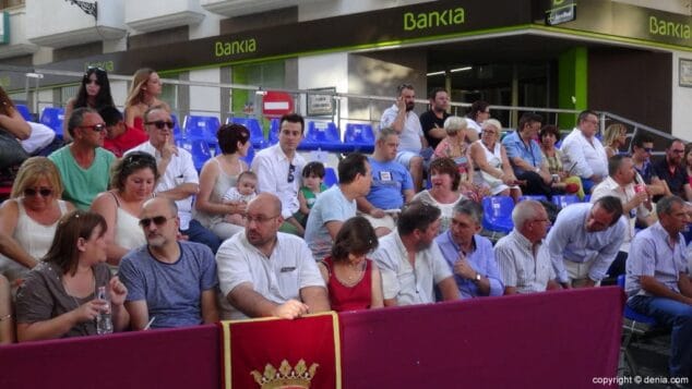 06 Carrozas Dénia 2015 Tribuna autoridades