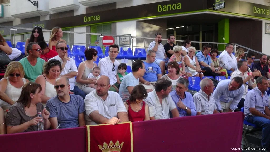 Carrozas Dénia 2015 - Tribuna autoridades