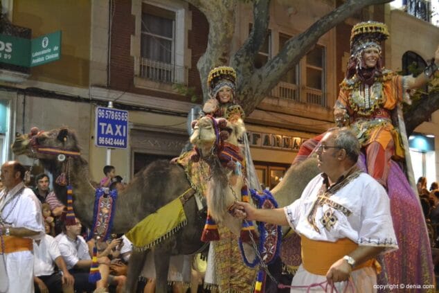 09 Moros y Cristianos Dénia Capitanía Filà Almorávides