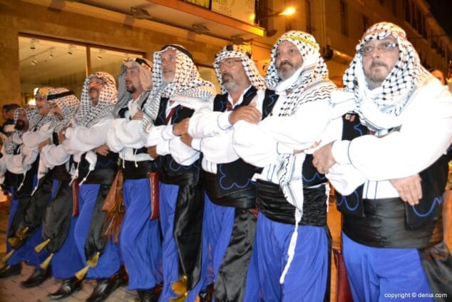 Filà Berebers-Tuaregs 4 10 Retreta final Moros y Cristianos Dénia 2014 Filà Berebers Tuaregs