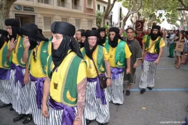 Desembarco moro Dénia 2014 – Desfile hasta la firma de la tregua