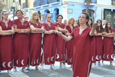 Fiestas de Dénia – Entraeta de moros y cristianos – Alkamar