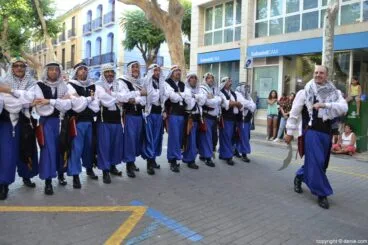 Fiestas de Dénia – Entraeta de moros y cristianos – Berebers Tuaregs