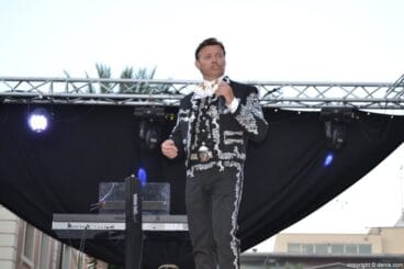 Día de los mayores en las fiestas de Dénia – Miguel Marí
