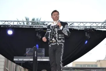 Día de los mayores en las fiestas de Dénia – Miguel Marí