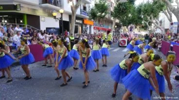 Carrozas Dénia 2015 – Comparsa infantil Oeste