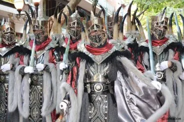 Desfile de gala Dénia 2014 – Filà Hospitalaris